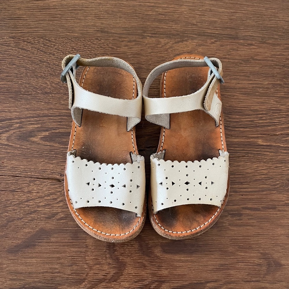 Freshly Picked Platinum Laguna Sandal - Size 8
